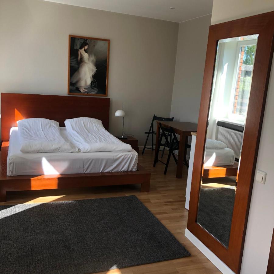 Seven Sisters Apartments With Self Check-In リエパーヤ エクステリア 写真